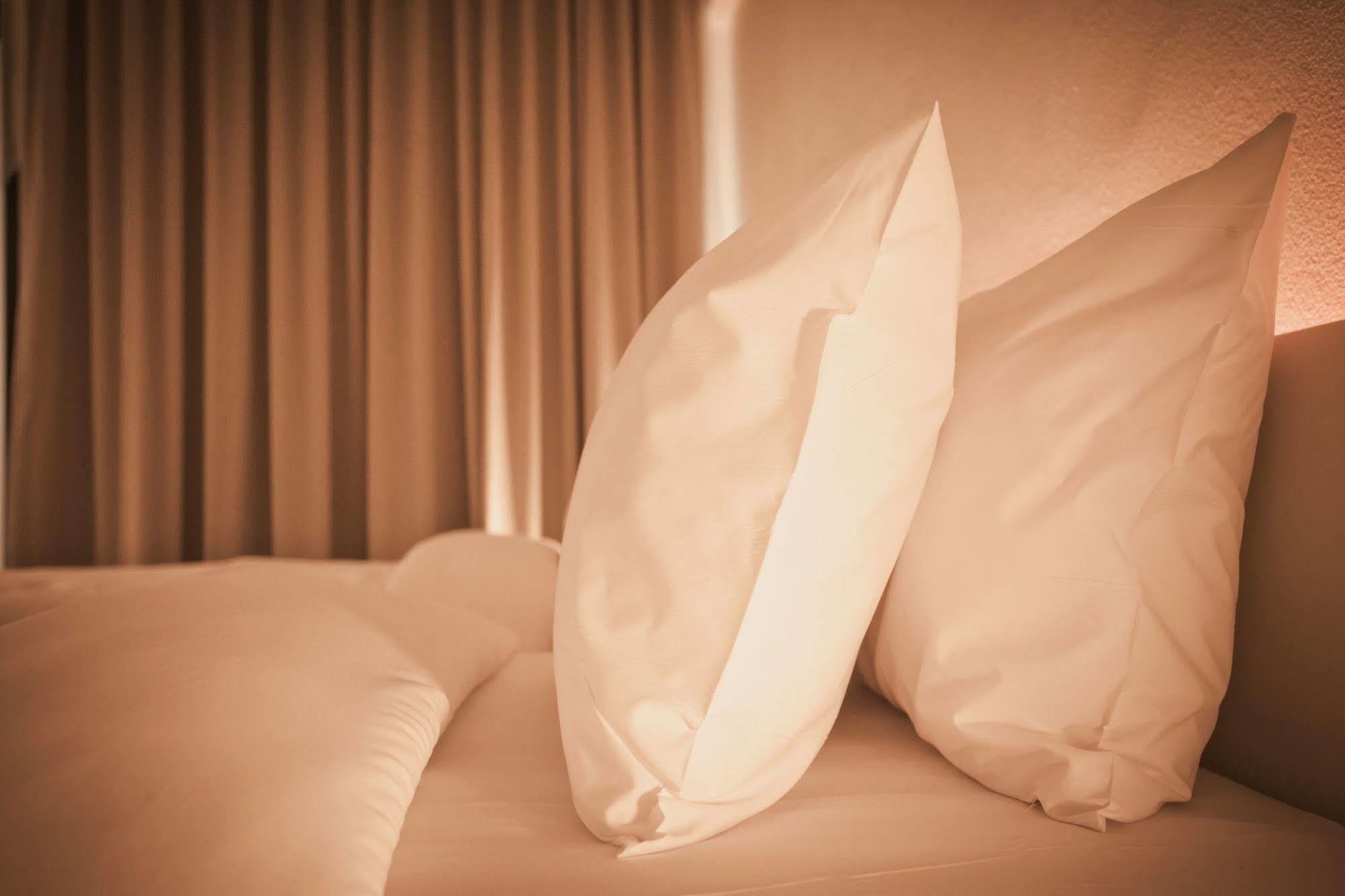 Отель Bed Phrasingh-Adults Only Чиангмай Экстерьер фото